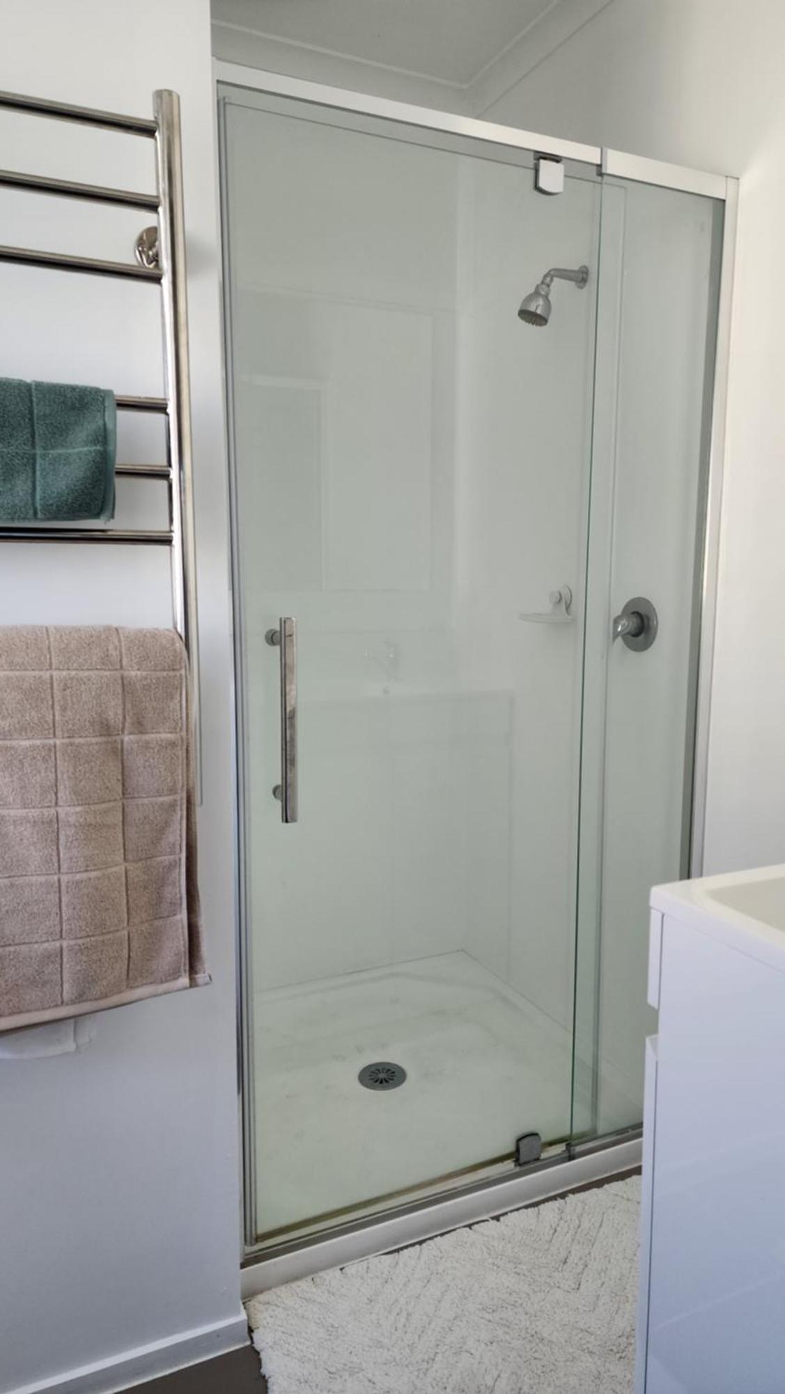 Oaktree Entire Holiday Home, Sleeps 8 To12 Rotorua Ngoại thất bức ảnh
